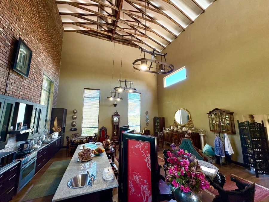 4 Bedroom Property for Sale in Woodland Hills Free State